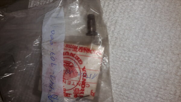 OIL GUIDE(15441-KCS-650) CB90-100