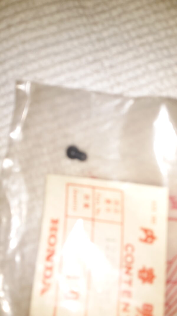 RUBBER OIL SEAL XL125K2-K4