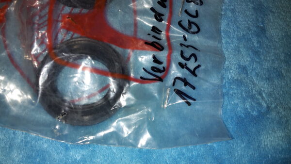 TUBE,AIR C.Conn.  XR80Z.A-E