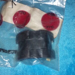 CUSHION FR.TANK XR200RA-RC