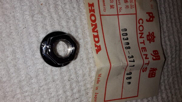 NUT. HEX. 10mm (90308-357-000) GL1000-LTD