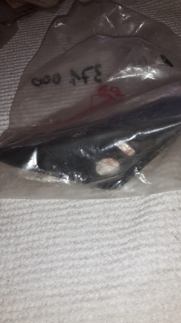 BRACKET C. MUFFLER GL1000-LTD