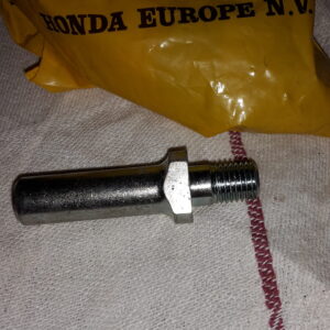 BOLT, FIXING CB450K1-