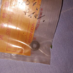 NUT, CONN. ROD. (13205-634-010) CIVIC (2D),CB1100RB