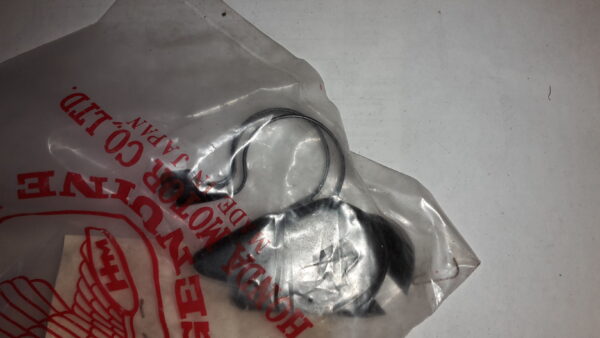 STAY,CHOKE CABLE , XL125SZ,SA