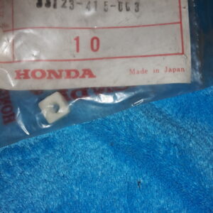 NUT, UNIT HOLDER, CX500,Z,DZ,C