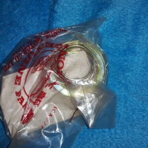 Holder,HD LT Bulb, CB1100RB