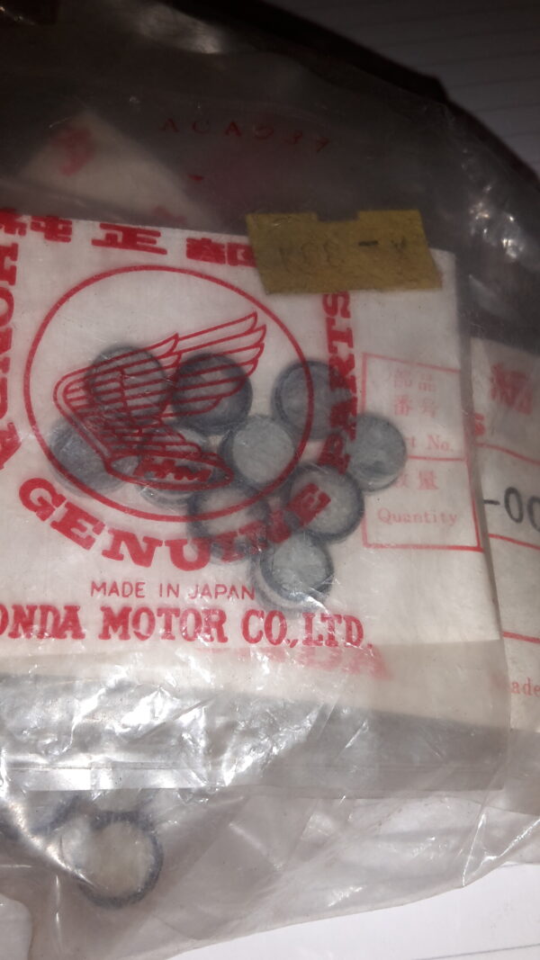 PLUG, SEALING RUB., CB750.K1