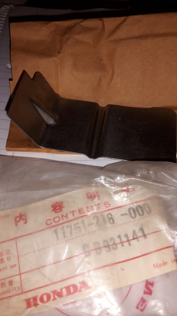 BLECH, SEPARATOR OIL, CB93(CB125)