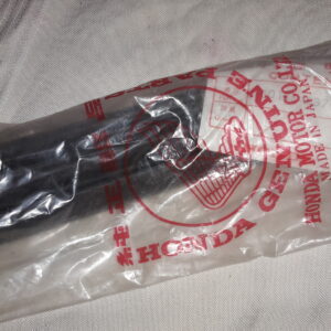 RUBBER, FENDER MT., XL125SZ-SA
