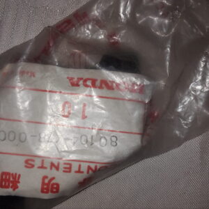 RUBBER, TAILLIGHT STAY, CB900FZ.FA