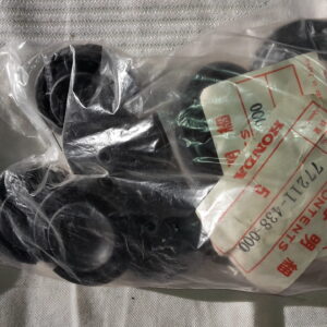 RUBBER SEAT STOP., CB900FZ,FA