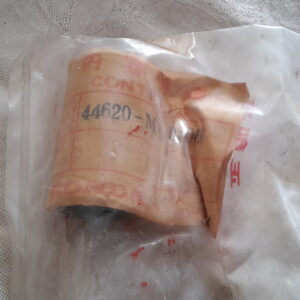 COLLAR FR. WHEEL, XR500RB.RC