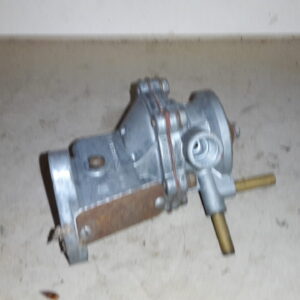 T4B37 BENZINPUMPE FÜR 40PS