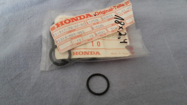 O-RING 18×2,8,   CVX,VF750S