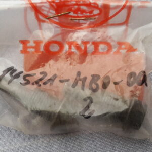 BOLT ,A.CHAIN GUIDE, CVX,VF750S