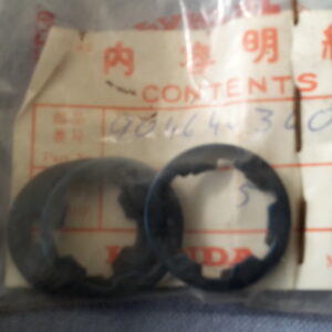 WASHER, SPLIN C-3, CR125M.M1