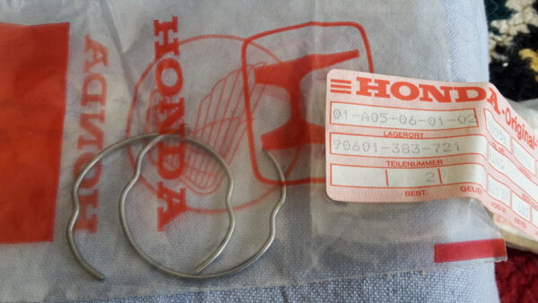RING,OIL SEAL STPR. , CB125S3-F