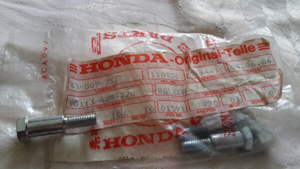 BOLT, HNDL.PIVOT, XR500Z.A.