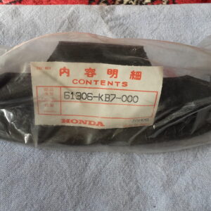 RUBBER, FR.VISOR, XL250SC