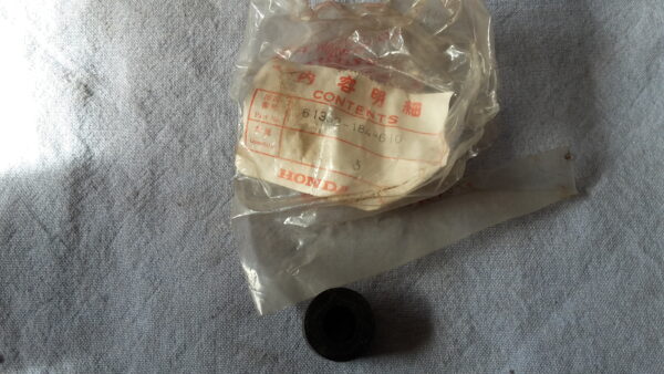 RUBBER, HD/T CASE, MT80SA