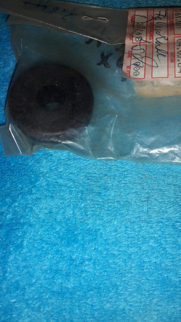 RUBBER STOPPER, MT80SC