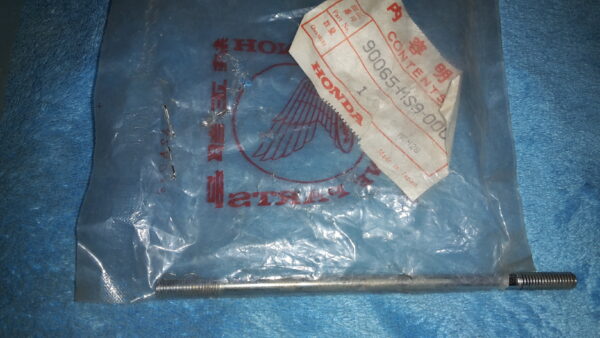 BOLT TIE.ROD. NT650EJ