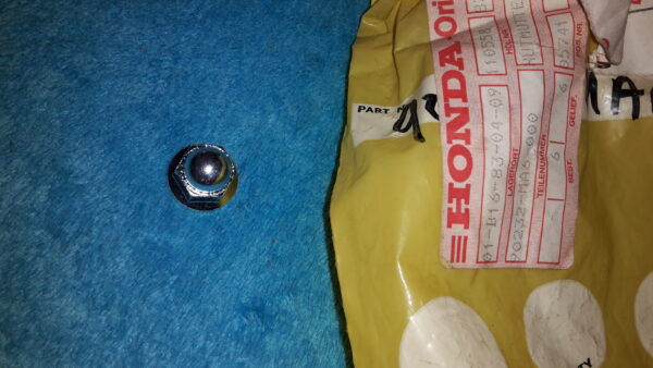 NUT CAP 8mm, CBX400C