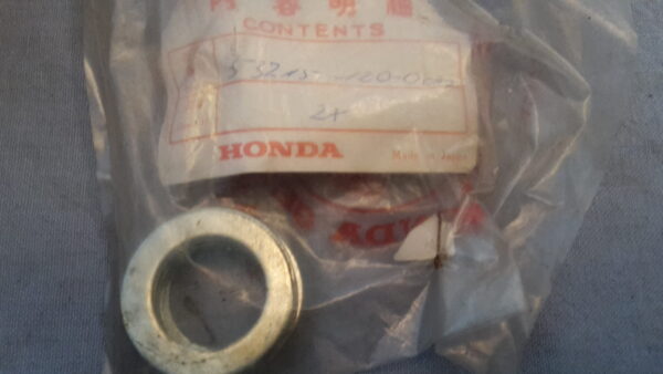 WASHER, DUST SEAL, Z50AK3