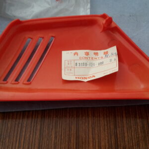 COVER R.SIDE  „R-2 ROT, XL250S.Z.A.