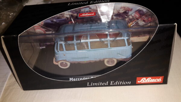 SCHUCO 02817 MERCEDES-BENZ O319 „NOSTALGIE“ 1:43