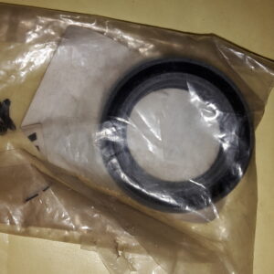SIMMERRING 28x40x8 OIL SEAL