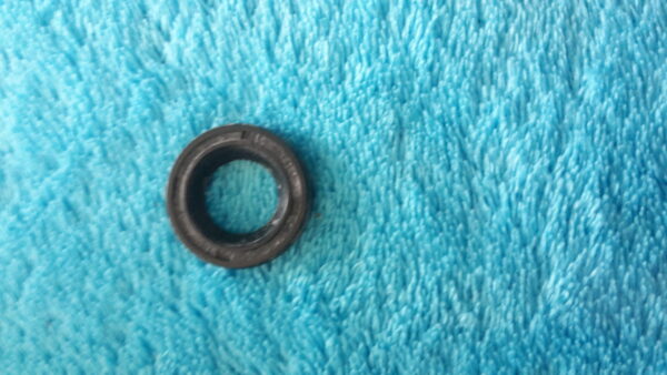 OIL SEAL 12x21x4 , WASSERPUMPE STEUERWELLE ; MBX/MTX-R, CX500TC
