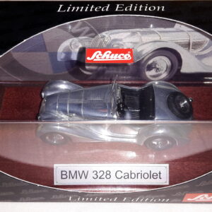 SCHUCO BMW 528 CABRIOLET POLIERT AUF HOLZPLATTE  1:43