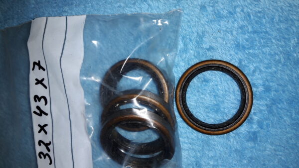 SIMMERRING 32x43x7 METALL , DIVERSE MASCHINEN