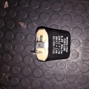 BLINKGEBER A 2 POLIG, 6,4V 10Wx2+1,7W MT/MB