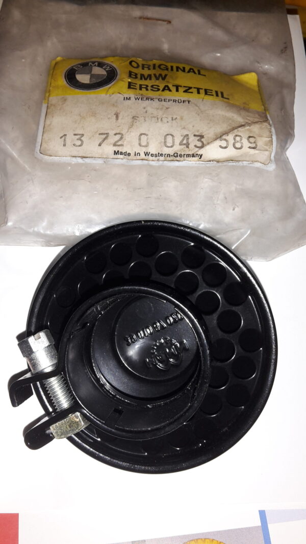 BMW REGENKAPPE FÜR ÖLBADLUFTFILTER CA.35,5MM INNENMAß ANSCHLUß ECT.VON MANN