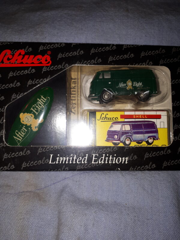 SCHUCO SET „AFTER EIGHT“ VW T2 KASTEN 05229 1:90