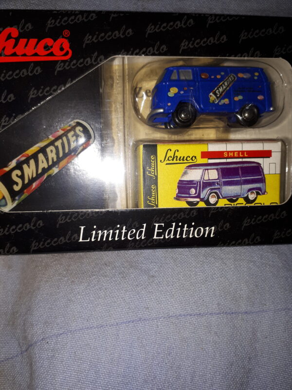SCHUCO SET „SMARTIES“ VW T2 KASTEN 05228 1:90