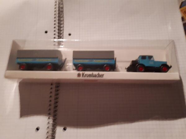 WIKING KROMBACHER HANOMAG ST100 MIT ANHÄNGERN 1:87