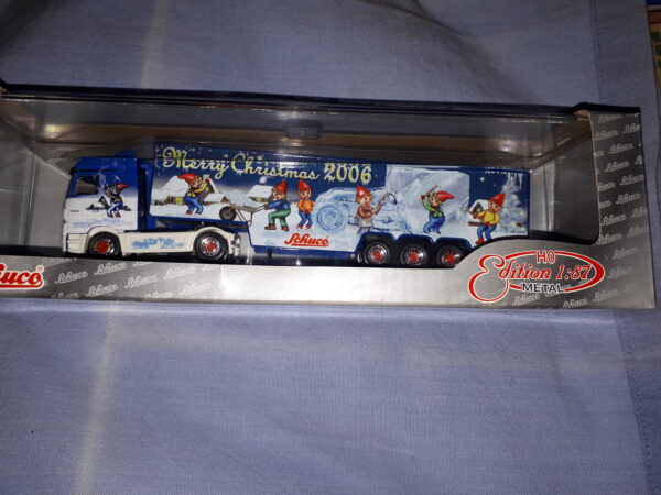 SCHUCO MERCEDES BENZ ACTROS V8 KOFFERSATTELZUG „WEIHNACHTEN 2006“ 22517 1:87