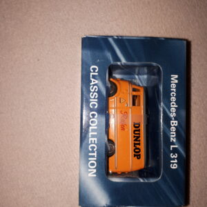BUB MERCEDES-BENZ L319 DUNLOP CLASSIC COLLECTION 1:87