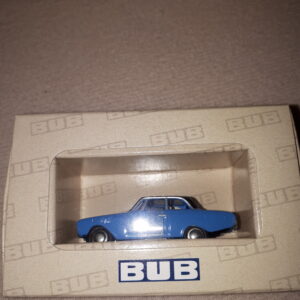 BUB TAUNUS 17M „BADEWANNE“ HELLBLAU 1:87