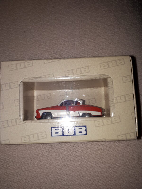 BUB WARTBURG 311 COUPE „ROT/WEIß“ 1:87