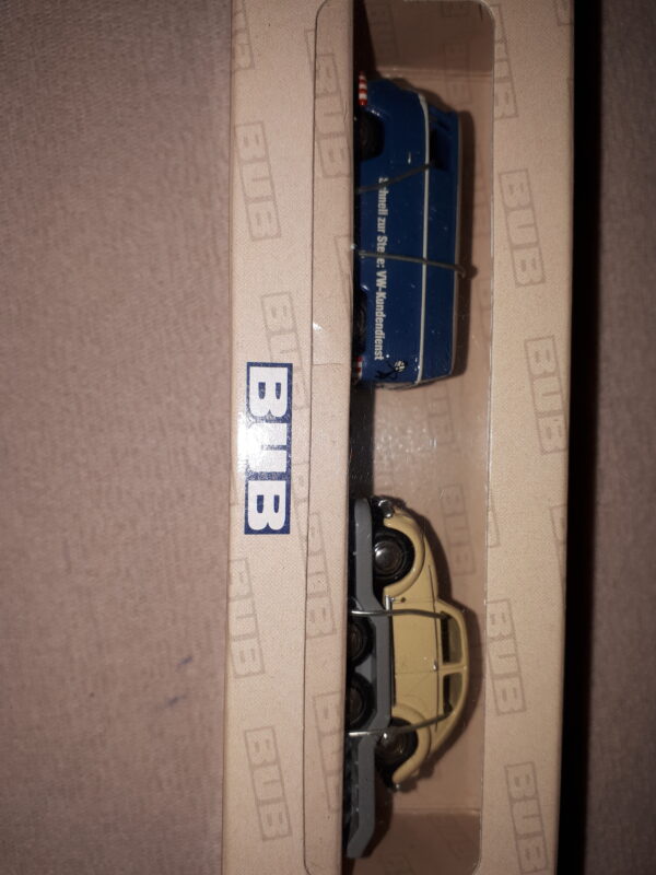BUB  VW SERVICE -SET“ SCHNELL ZUR STELLE“ VW BUS MIT KÄFER AUF TRAILER 1:87