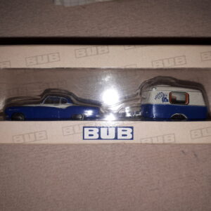 BUB 16. FESTIVAL GOLDEN OLDIES IN WETTENBERG , BORGWARD MIT WOHNWAGEN 1:87