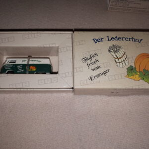 BUB VW BULLI KASTEN “ LEDERERHOF“ 1:87
