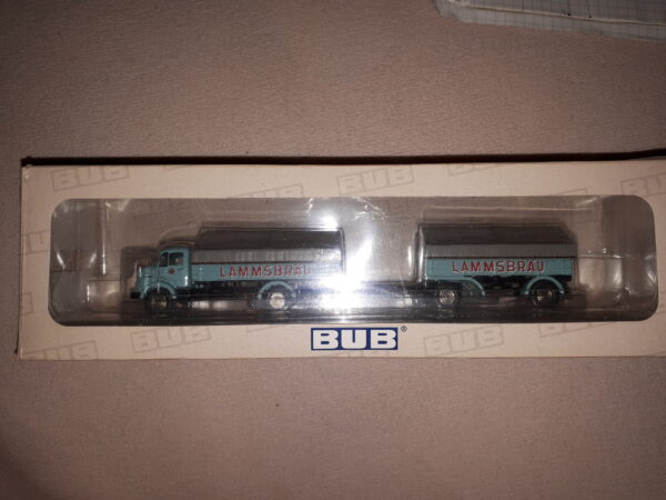 BUB MERCEDES-BENZ L911,BIERHÄNGERZUG“LAMMSBRÄU“ 1:87