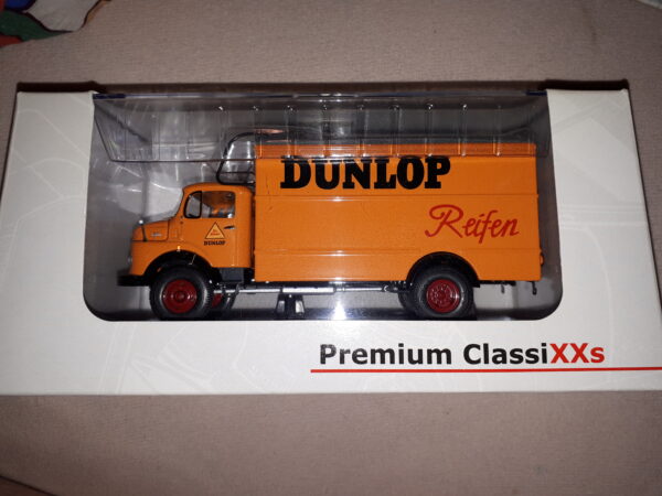 PREMIUM CLASSIXXS MECEDES-BENZ L911″DUNLOPP-REIFEN“ 1:43 AUFLAGE 1000ST.