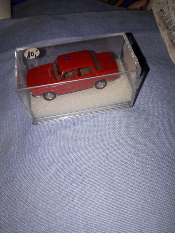 BREKINA HO 1:87 BMW 1800 FEUERWEHR